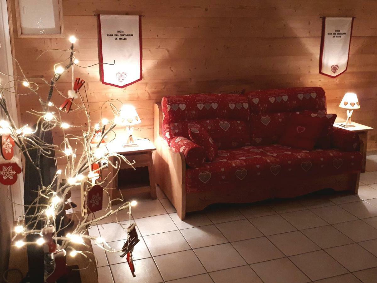 Logis Du Clos Des Chevaliers De Malte Apartman Aiguebelle Kültér fotó